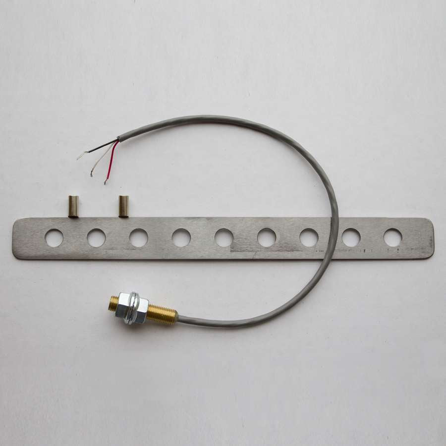 AutoMeterUniversal Speed Sensor - Magnetic w/4-Pickups